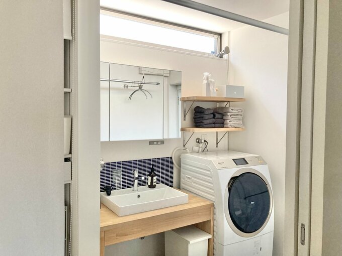 帰宅後の手洗いは玄関から洗面所に直行できる