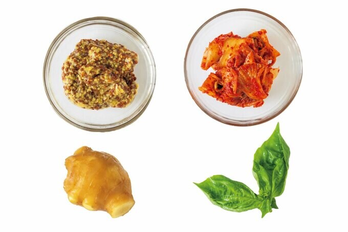 ショウガ、バジル、キムチ、マスタードの画像