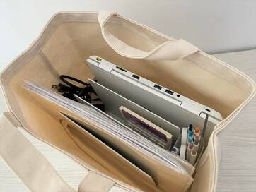 「立てる収納」で省スペース。無印良品の仕切りスタンドがお役立ち