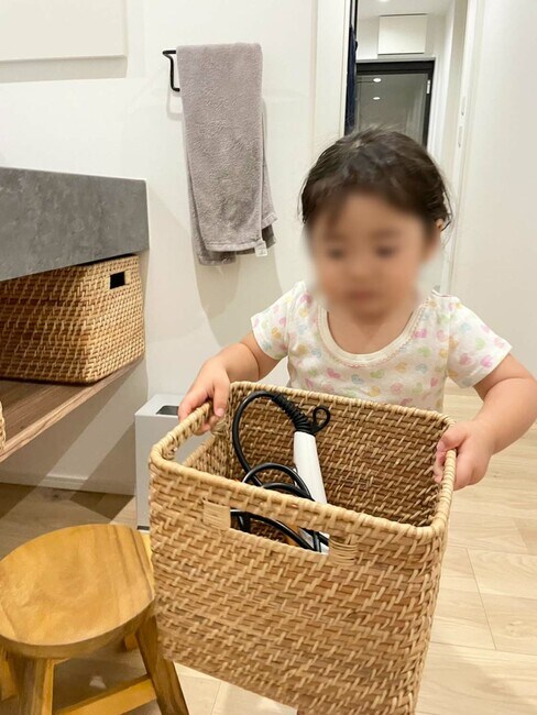 持ち運びに便利なバスケット収納