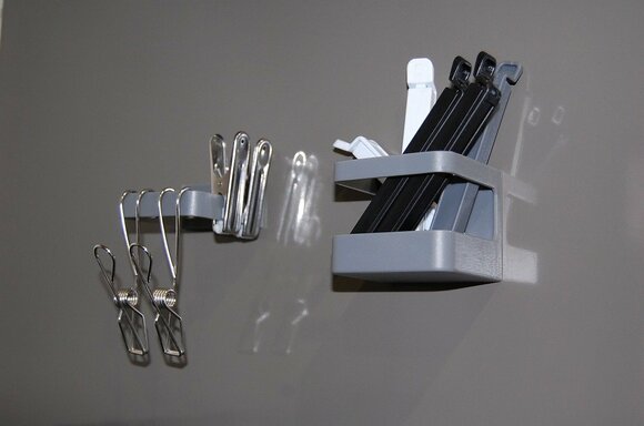 ラップやクリップ入れ