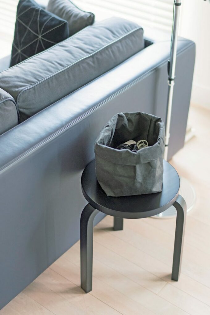 充電コードの収納