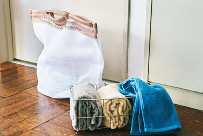 3COINS（スリコ）の「洗濯ネット」が丈夫すぎて手放せない。干すときも便利