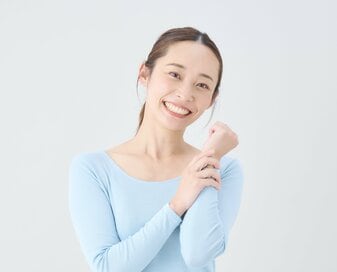 読者が選んだ、コスパ最強「あったかインナー」5選。肌にもお財布にも優しい