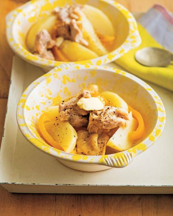 チキンとポテトの塩バター煮込み