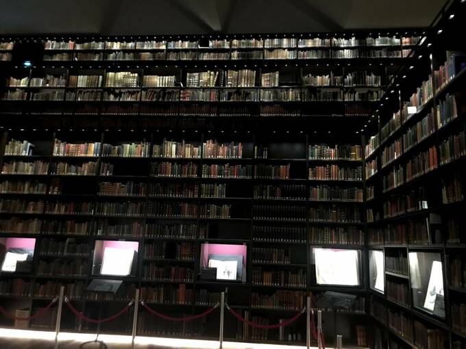 写真を撮影することもできます