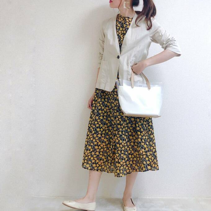 ジャケット合わせでオフィスコーデにも