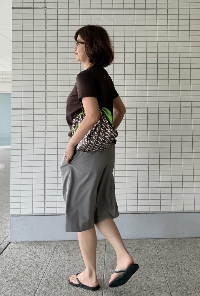 河村さんスカーフコーデ4