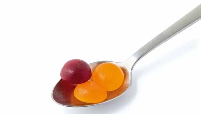 スプーンにグミ