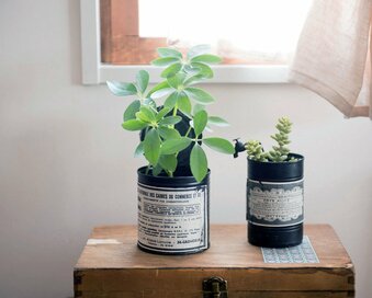 【はるだけ・塗るだけ】リメイクでアンティーク感ある部屋づくりを！