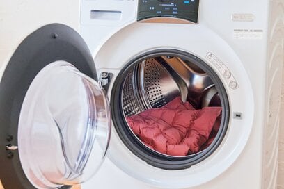ダウンジャケットもおうちで洗える。ふわふわになる洗い方、乾かし方