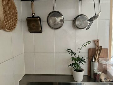 耐熱性の器、深型フライパン…引っ越しを繰り返してわかった「キッチン用品の正解」 