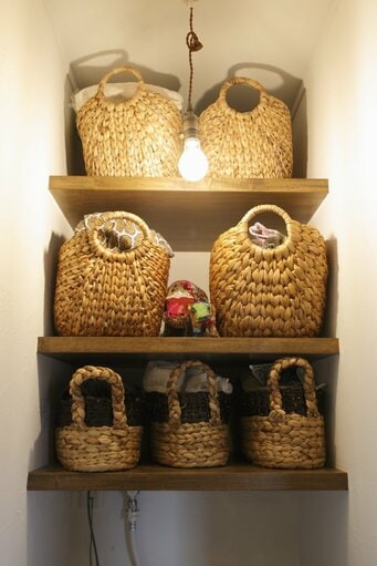 洗濯機上のオープン棚