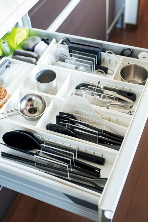 調理台下の引き出し