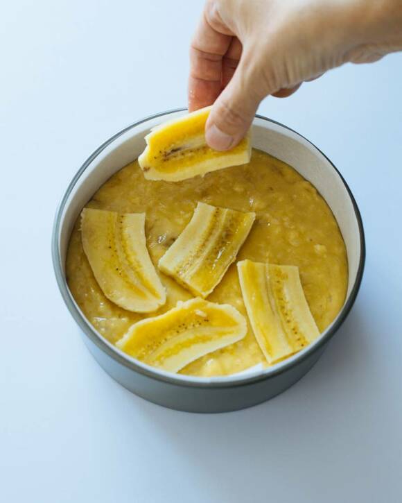 バナナをトッピング