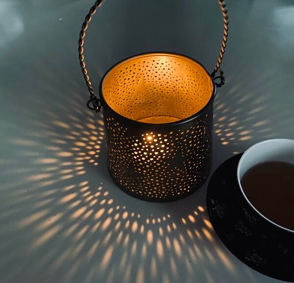 キャンドルとハーブティ