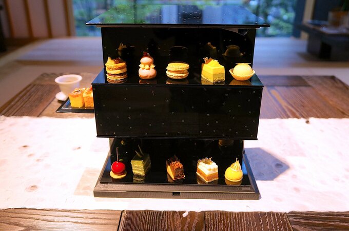アフタヌーンティーのお菓子