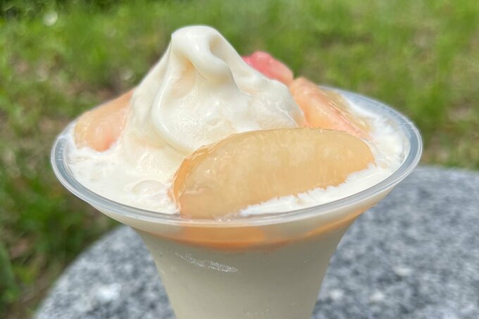 完熟白桃パフェ