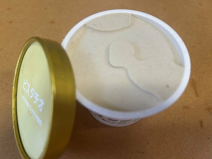 オーケーストア アイス ピスタチオ