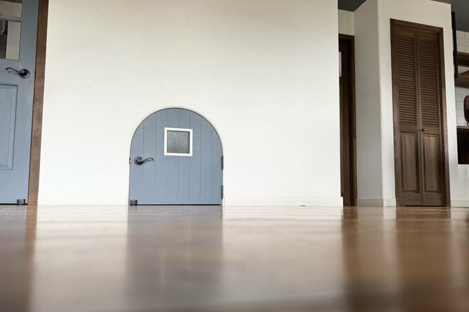 なーんもない床