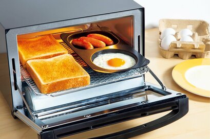 トーストと目玉焼きが同時につくれる神プレートも。ガス代をおさえる「レンチングッズ」5つ