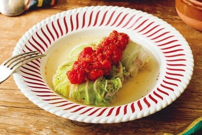 うま味ジュワッ「ロール白菜」レシピ。煮汁も最後まで飲み干したい／コウケンテツさん冬レシピ