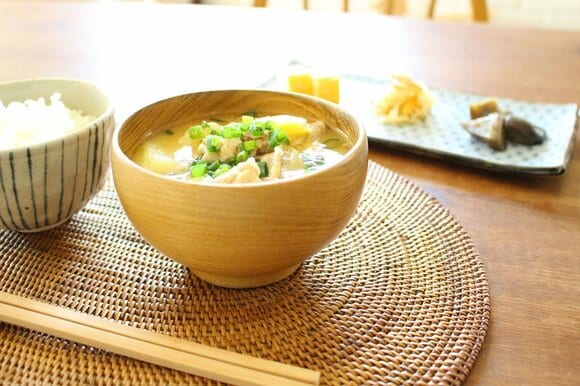 ころんとした形が手になじんで持ちやすい！