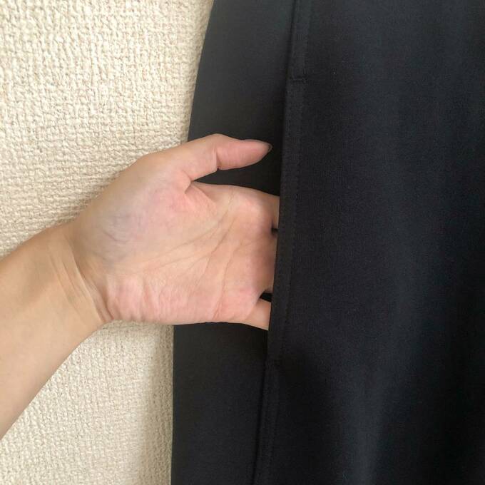 両脇はもちろんポケットつき