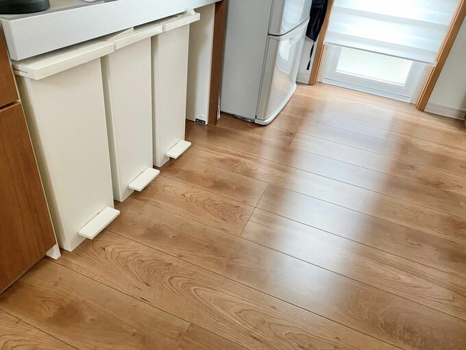 キッチンに置かれているゴミ箱