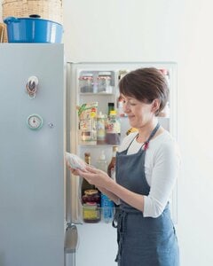 「自分の家でお買い物」をして食品ストックを使いきる