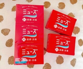 家族で愛用するおなじみの石けん。洗顔はこれひとつで肌つるん