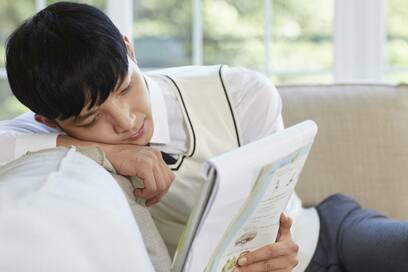 進学校に入ったのに…10代の息子がうつ状態に。注意点は？