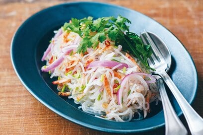 低カロリーの「アジア風おかず」2つ。彩り豊かで辛味がおいしい