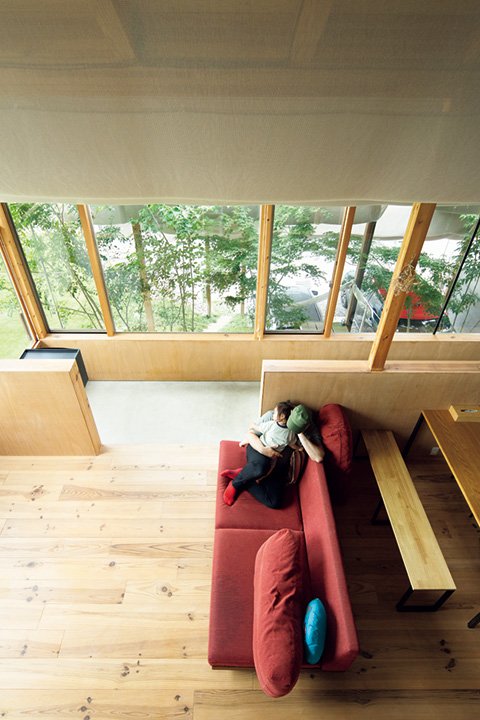 吹き抜けでつながる1・2階