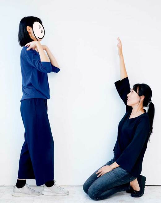 立ち方や歩き方のトレーニングをしてる人