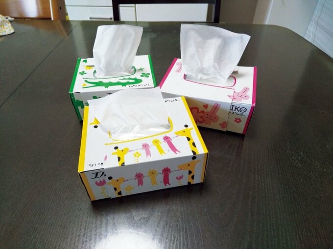 小さいティッシュ箱