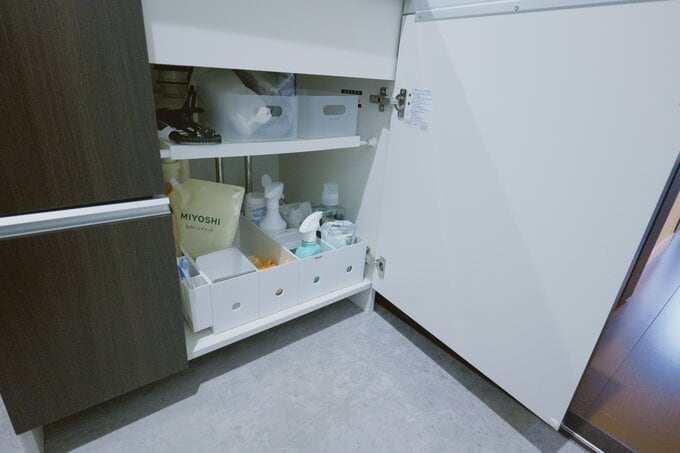 斜めに切り込みのないスタンダードタイプを愛用。使い勝手がよく、アレンジの幅も広いのが特徴