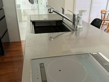 50代からの「がんばらない」すっきり暮らしルール3つ。毎日の家事やものの量…当たり前を手放す