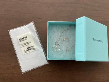 シルバーアクセが黒ずむ問題が解決。無印良品の「貴金属みがき」で新品同様に