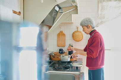 75歳自由なひとり暮らし。家事は「朝終わらせる」、掃除・洗濯はがんばらないがモットー