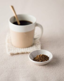 インスタントコーヒーをおいしくするコツ！秘訣はお湯の温度にあり！