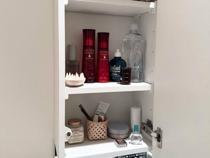 導入化粧品は化粧水と乳液だけに