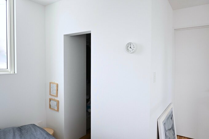 寝室隣のクローゼット入り口