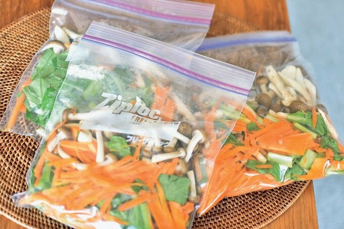 ジップロックに野菜
