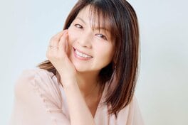飯島直子さんと考える更年期。自律神経の乱れからくる不調で「やめたこと・始めたこと」