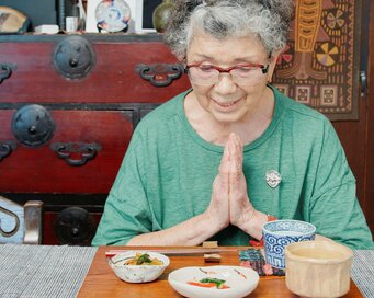 88歳、毎日の食事が元気の源。「ひとりでもいいお皿でおいしいものを」