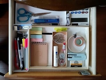 引き出しの中が美しく収まる「小さなあき箱」収納。片づけが苦手な人におすすめ