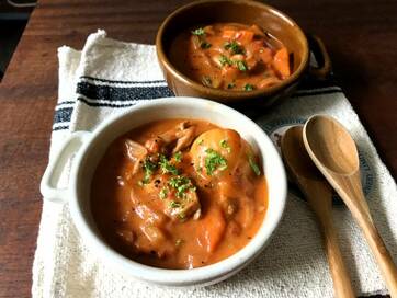 山本ゆりさんのトマトクリームシチュー。市販のルウ不要で簡単おいしい！