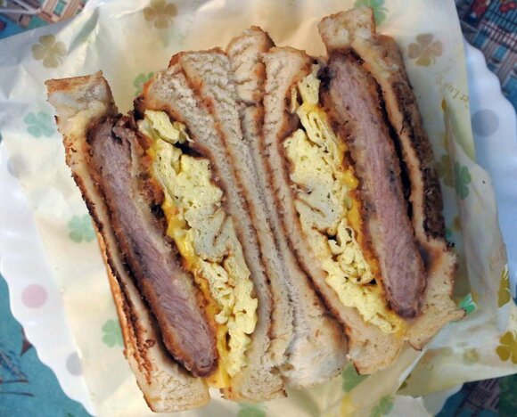 ピーナツバターをハンバーガーに