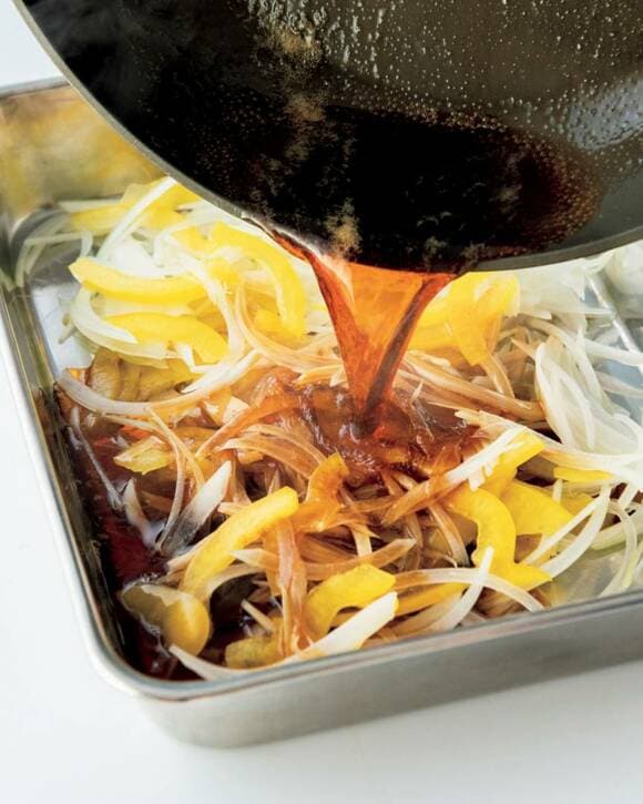 タマネギ、パプリカ